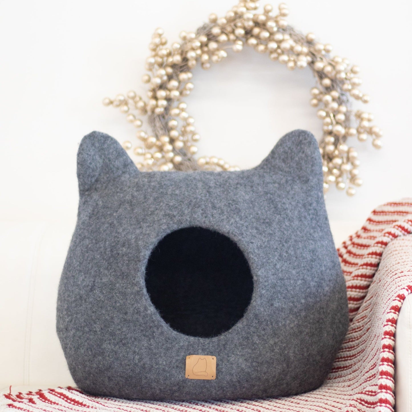 Cat Ear Cave Bed - Felted Wool Hideout for Playful Kitties